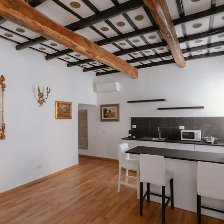 Charming Frattina - 2 Bathrooms New Apartment روما المظهر الخارجي الصورة